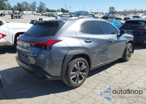 2019 Lexus Ux 200 z USA, uszkodzony, nr VIN JTHY3JBH3K2005895